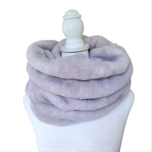 Aspen Faux Fur Infinity Scarf Light Gray Super Soft